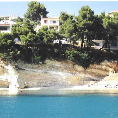 Dolphin Votsi Villa