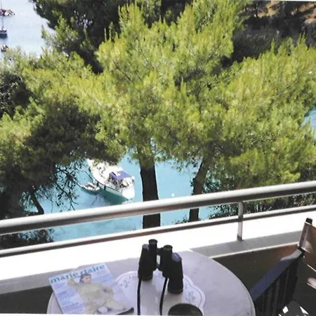 Dolphin Votsi Villa